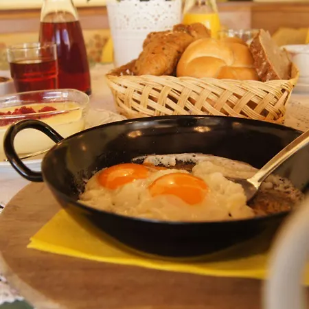 Suedhang Affittacamere 3*